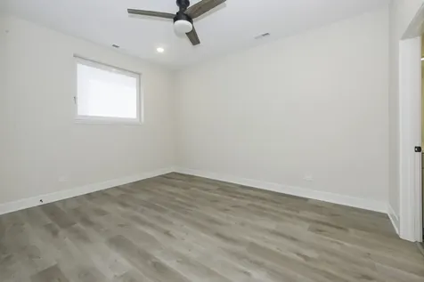 3762 South Indiana Avenue Chicago IL 60653