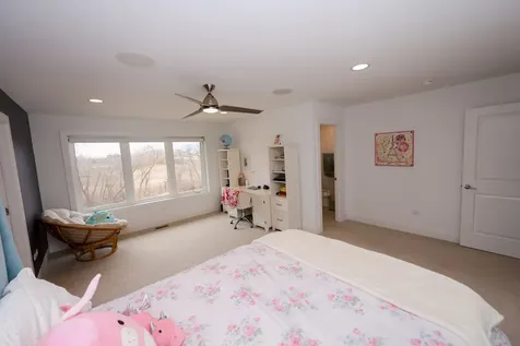 32 North Acacia Drive Hawthorn Woods IL 60047