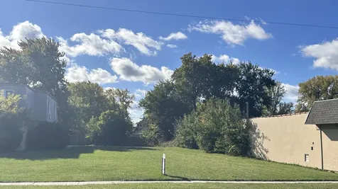 8453 West 79th Street Justice IL 60458