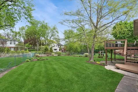 122 Mulberry Road Deerfield IL 60015