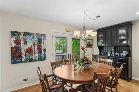 122 Mulberry Road Deerfield IL 60015