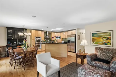 122 Mulberry Road Deerfield IL 60015