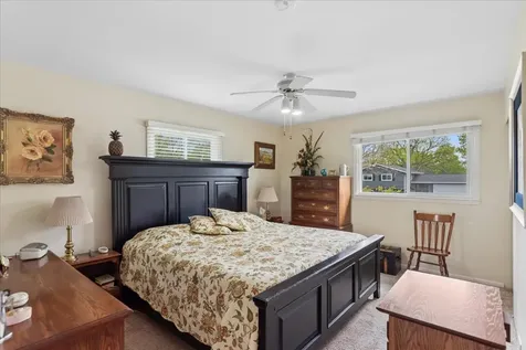122 Mulberry Road Deerfield IL 60015