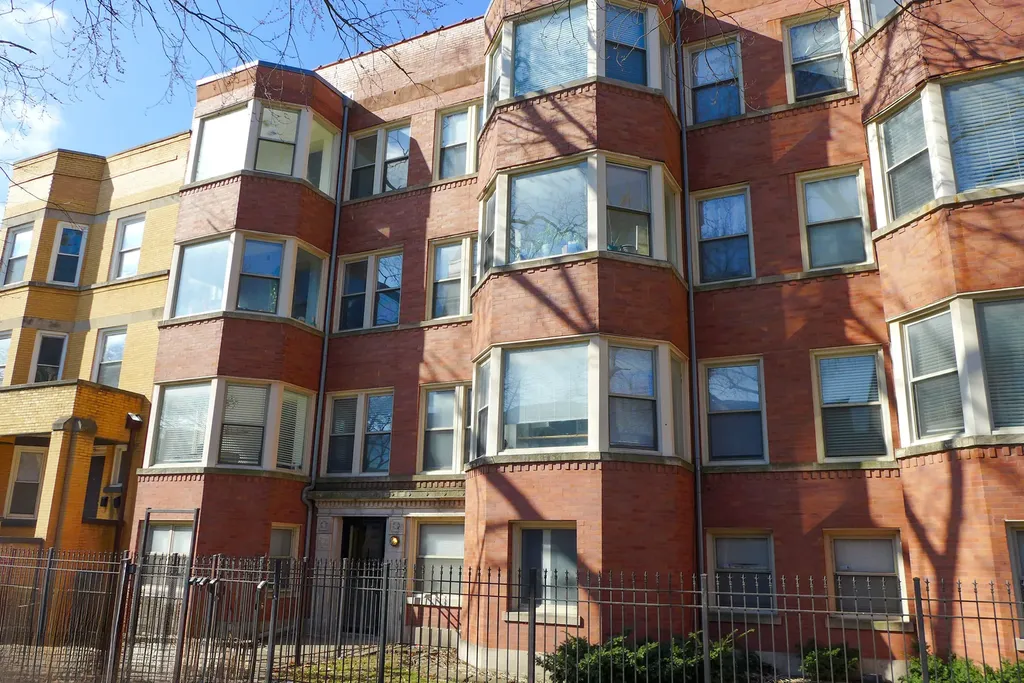 6210 South Evans Avenue Chicago IL 60637