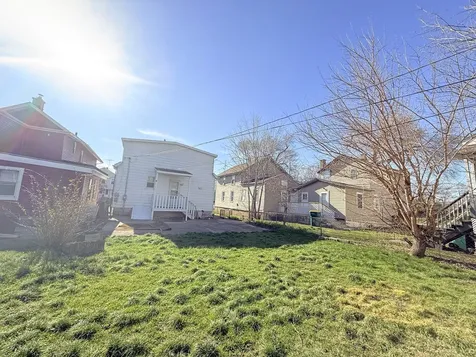106 South Joliet Street W Joliet IL 60436