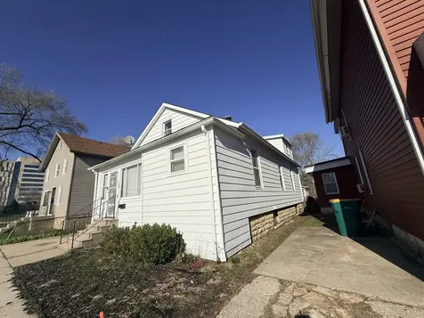 106 South Joliet Street W Joliet IL 60436