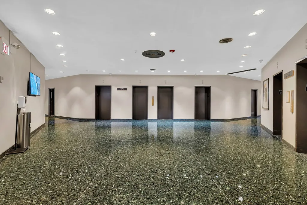 505 North Lake Shore Drive Chicago IL 60611