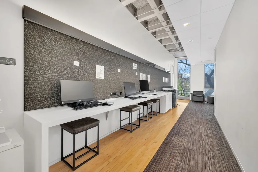 505 North Lake Shore Drive Chicago IL 60611