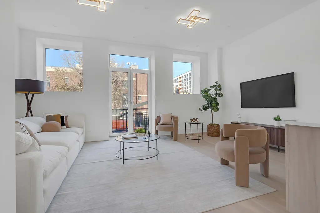 505 West Elm Street Chicago IL 60610