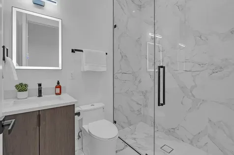 505 West Elm Street Chicago IL 60610