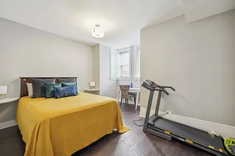 4345 South Langley Avenue Chicago IL 60653