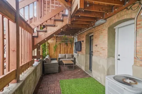 4345 South Langley Avenue Chicago IL 60653