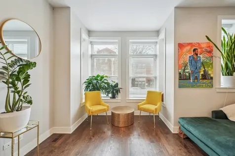 4345 South Langley Avenue Chicago IL 60653
