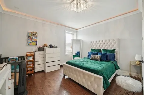 4345 South Langley Avenue Chicago IL 60653