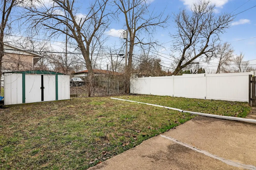 1319 Highland Avenue Lockport IL 60441