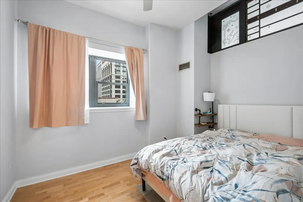 8 West Monroe Street Chicago IL 60603