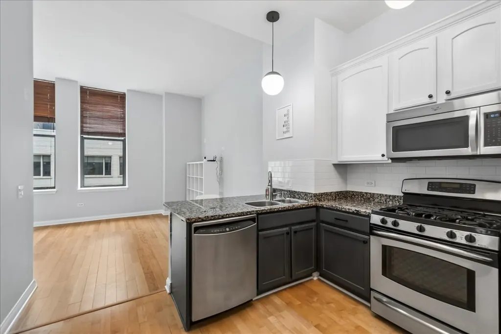 8 West Monroe Street Chicago IL 60603