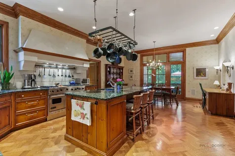 1271 North Green Bay Road Lake Forest IL 60045