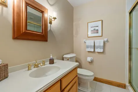 1271 North Green Bay Road Lake Forest IL 60045