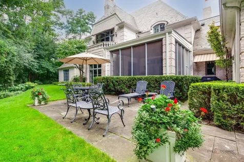 1271 North Green Bay Road Lake Forest IL 60045