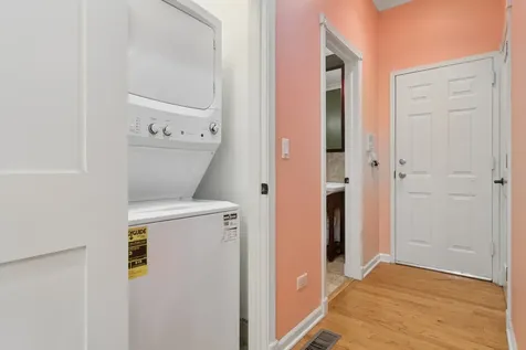 1234 West Winnemac Avenue Chicago IL 60640