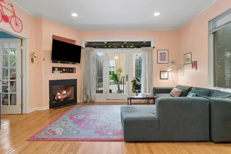 1234 West Winnemac Avenue Chicago IL 60640