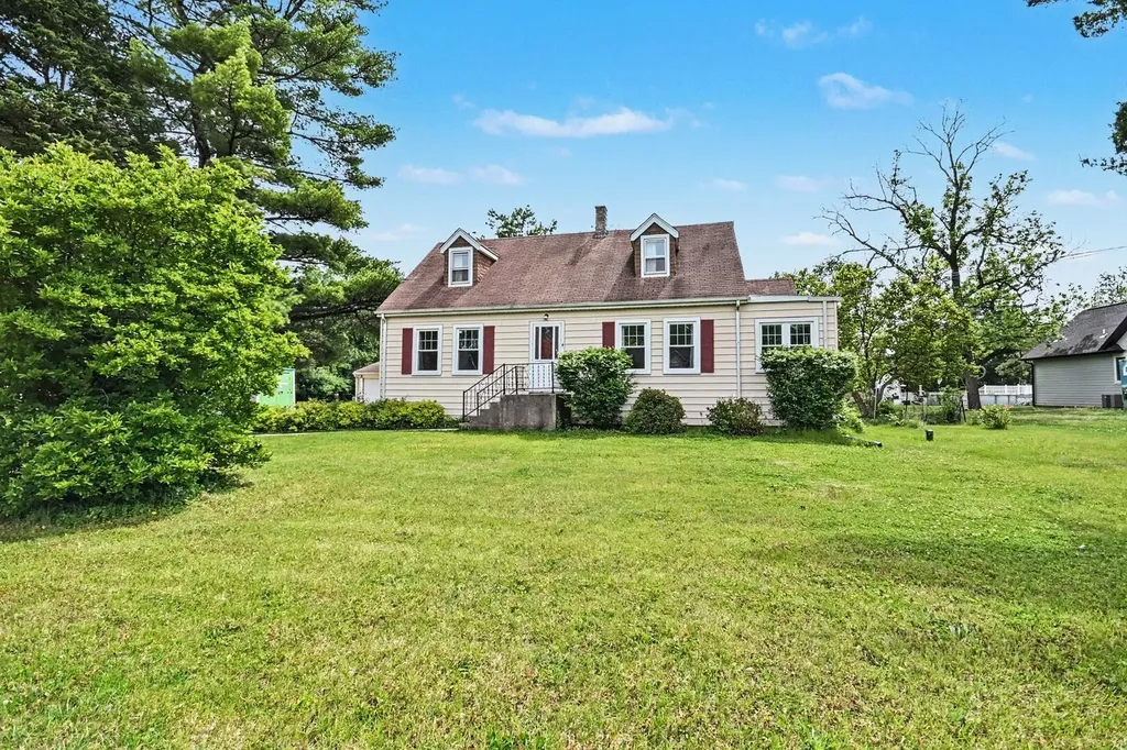 8901 Elm Avenue Burr Ridge IL 60527