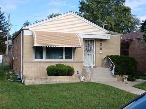 215 West 146th Street Riverdale IL 60827