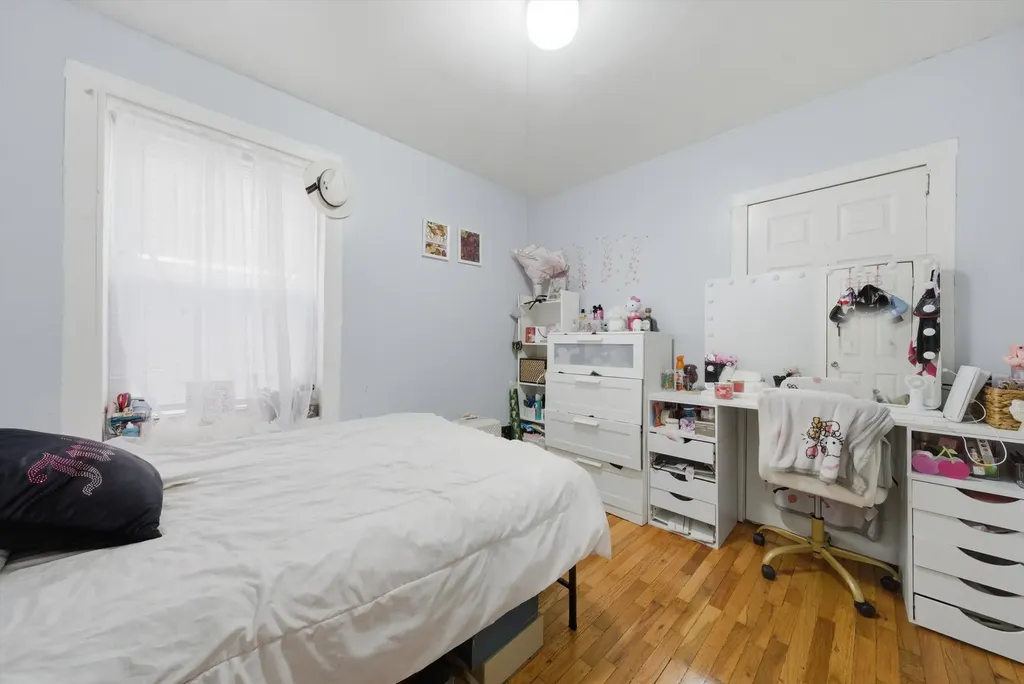1025 North Trumbull Avenue Chicago IL 60651