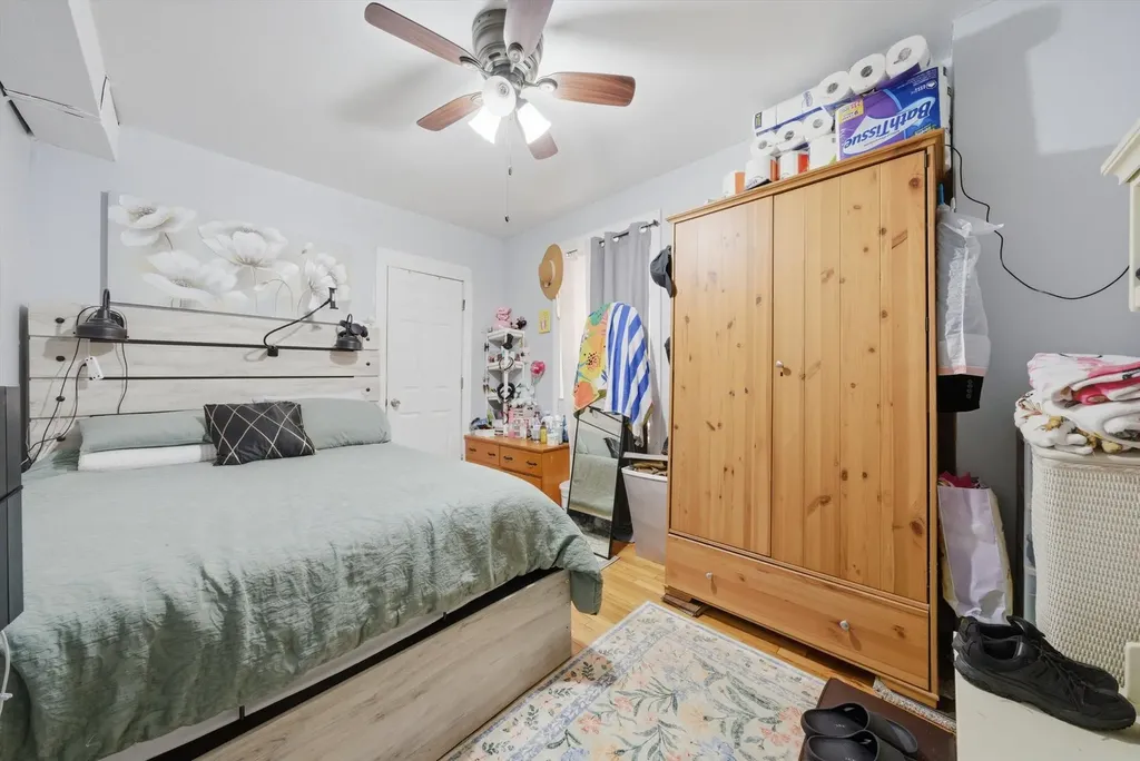1025 North Trumbull Avenue Chicago IL 60651
