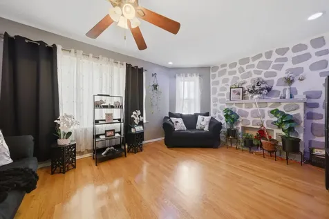 1025 North Trumbull Avenue Chicago IL 60651
