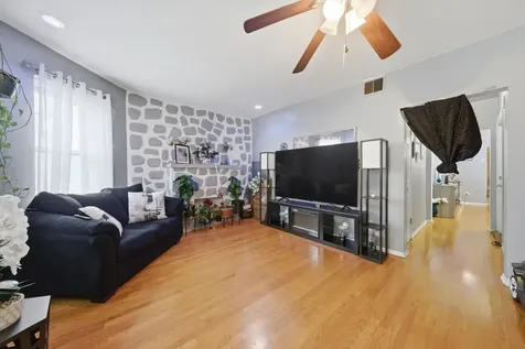 1025 North Trumbull Avenue Chicago IL 60651