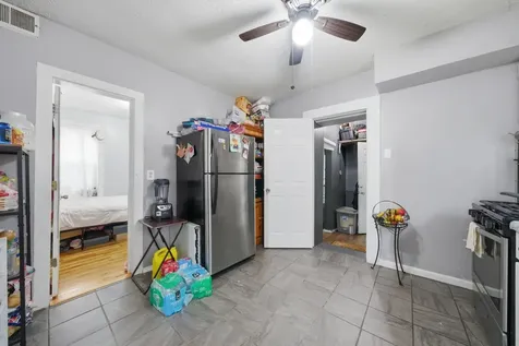 1025 North Trumbull Avenue Chicago IL 60651