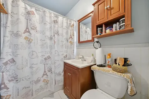 1025 North Trumbull Avenue Chicago IL 60651