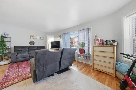 1025 North Trumbull Avenue Chicago IL 60651