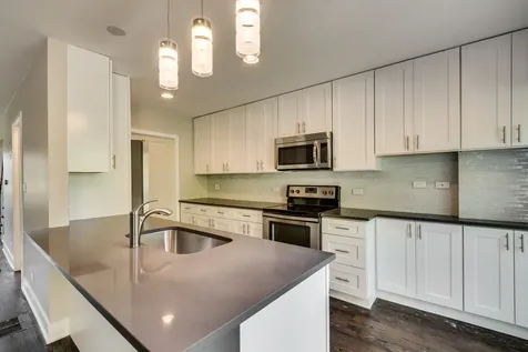 3119 Lake Avenue Wilmette IL 60091