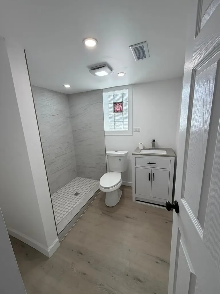 10426 South Calhoun Avenue Chicago IL 60617