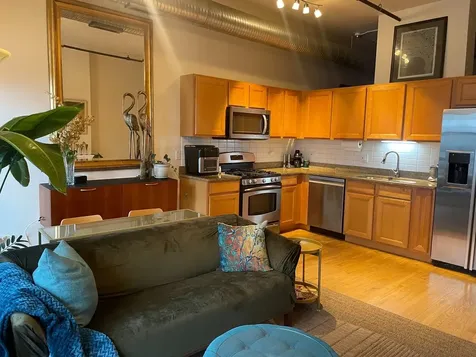 849 North Franklin Street Chicago IL 60610