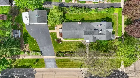 55 West Paddock Street Crystal Lake IL 60014