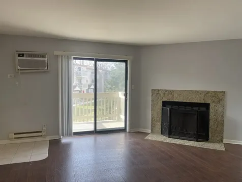 444 East Osage Lane Palatine IL 60074