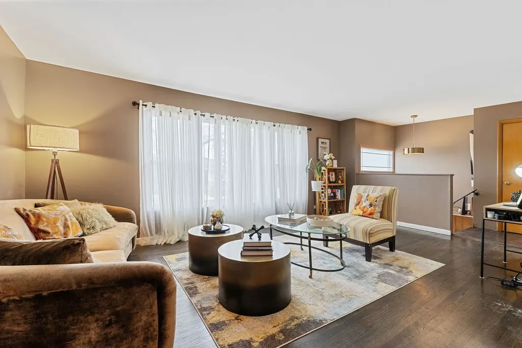 1629 East 92nd Street Chicago IL 60617