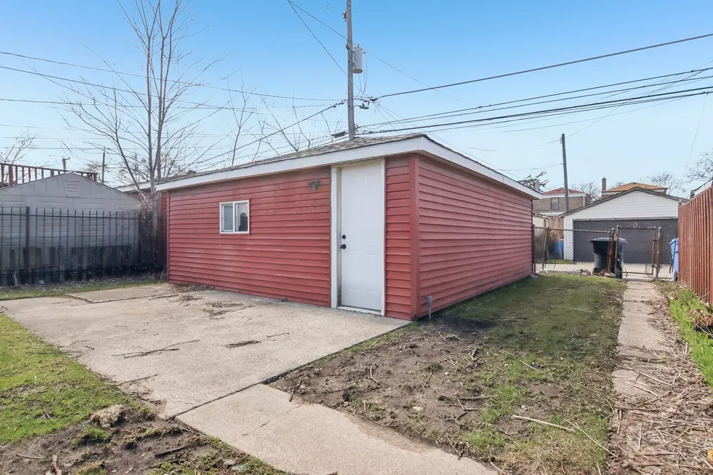 8630 South Indiana Avenue Chicago IL 60619