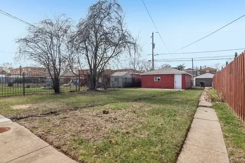 8630 South Indiana Avenue Chicago IL 60619