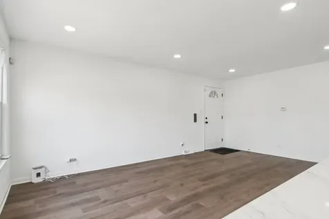 8630 South Indiana Avenue Chicago IL 60619