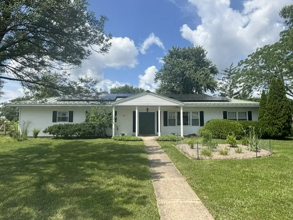 126 Sun Street Cabery IL 60919