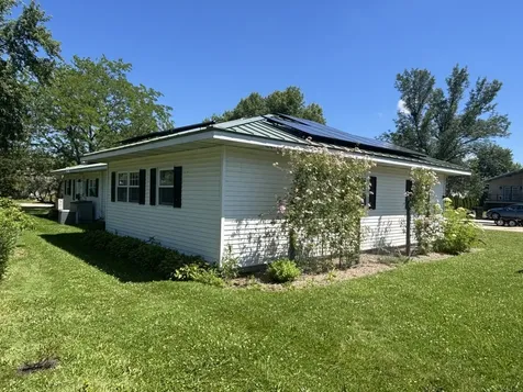 126 Sun Street Cabery IL 60919