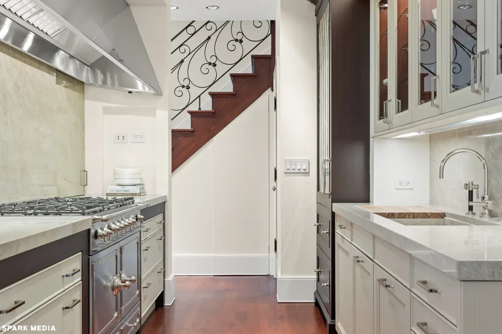 2030 North Sedgwick Street Chicago IL 60614
