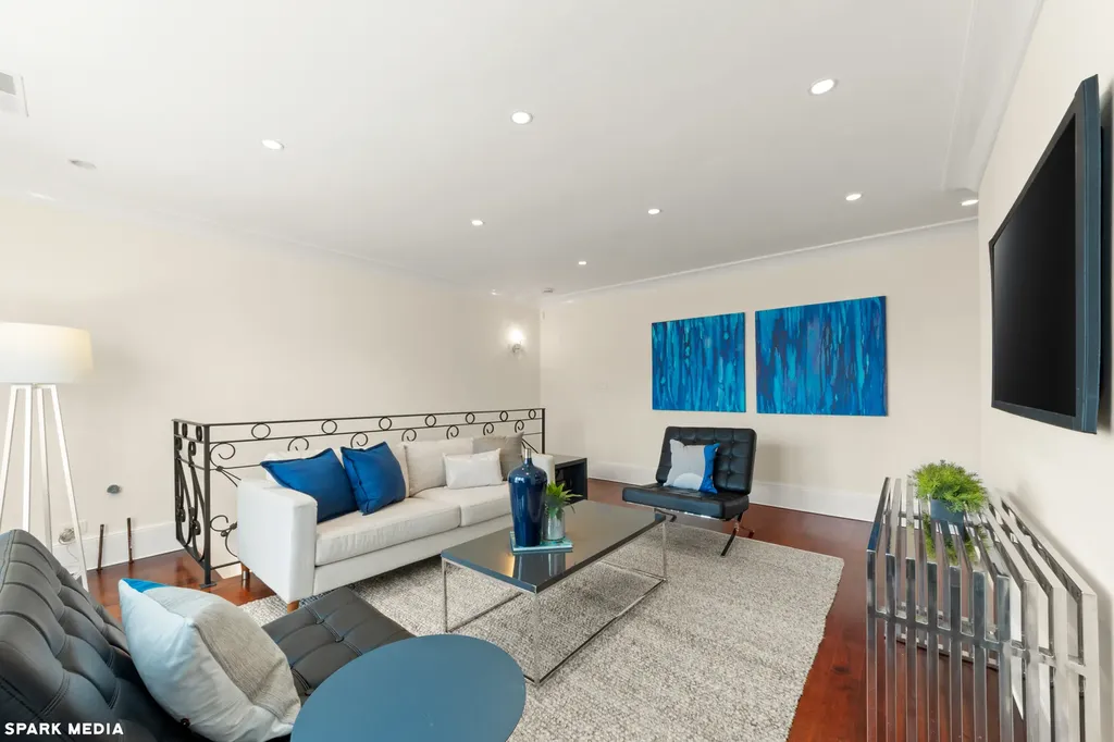 2030 North Sedgwick Street Chicago IL 60614