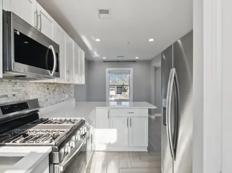 4208 Oak Street Bellwood IL 60104
