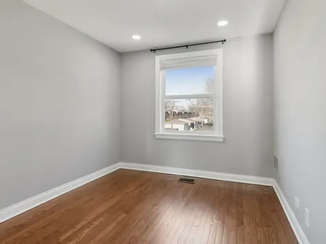 4208 Oak Street Bellwood IL 60104